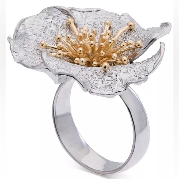 Giani Bernini Two-tone Hibiscus Flower Ring - Picture 14 of 15